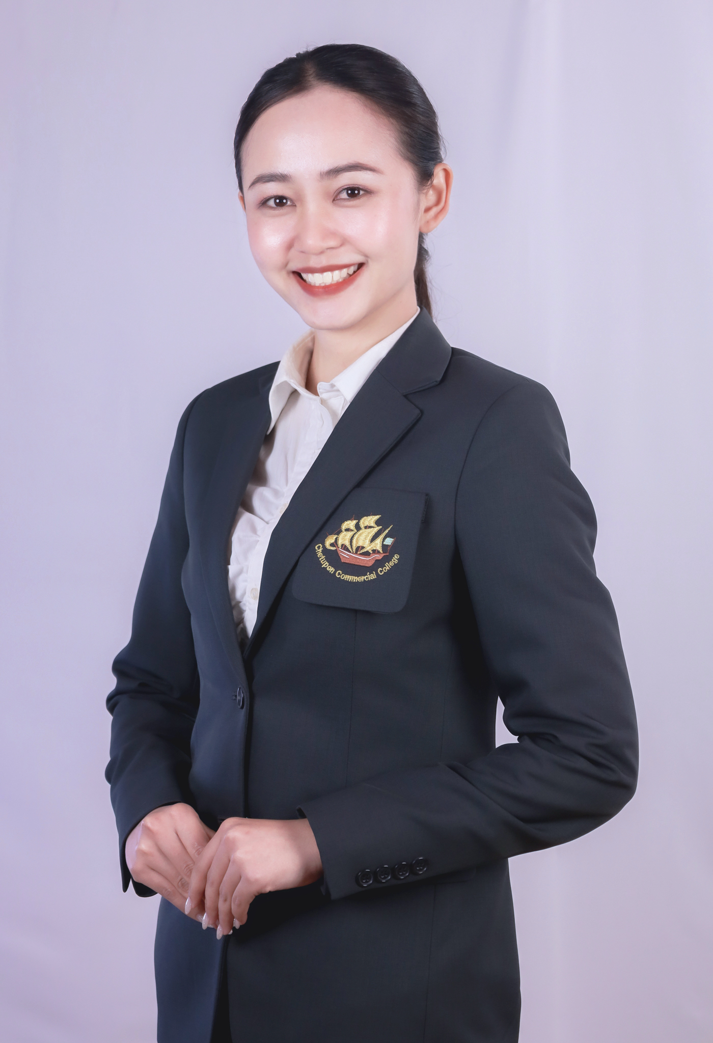 นางสาวปัทมาวรรณ ดิษฐ์สูงเนิน