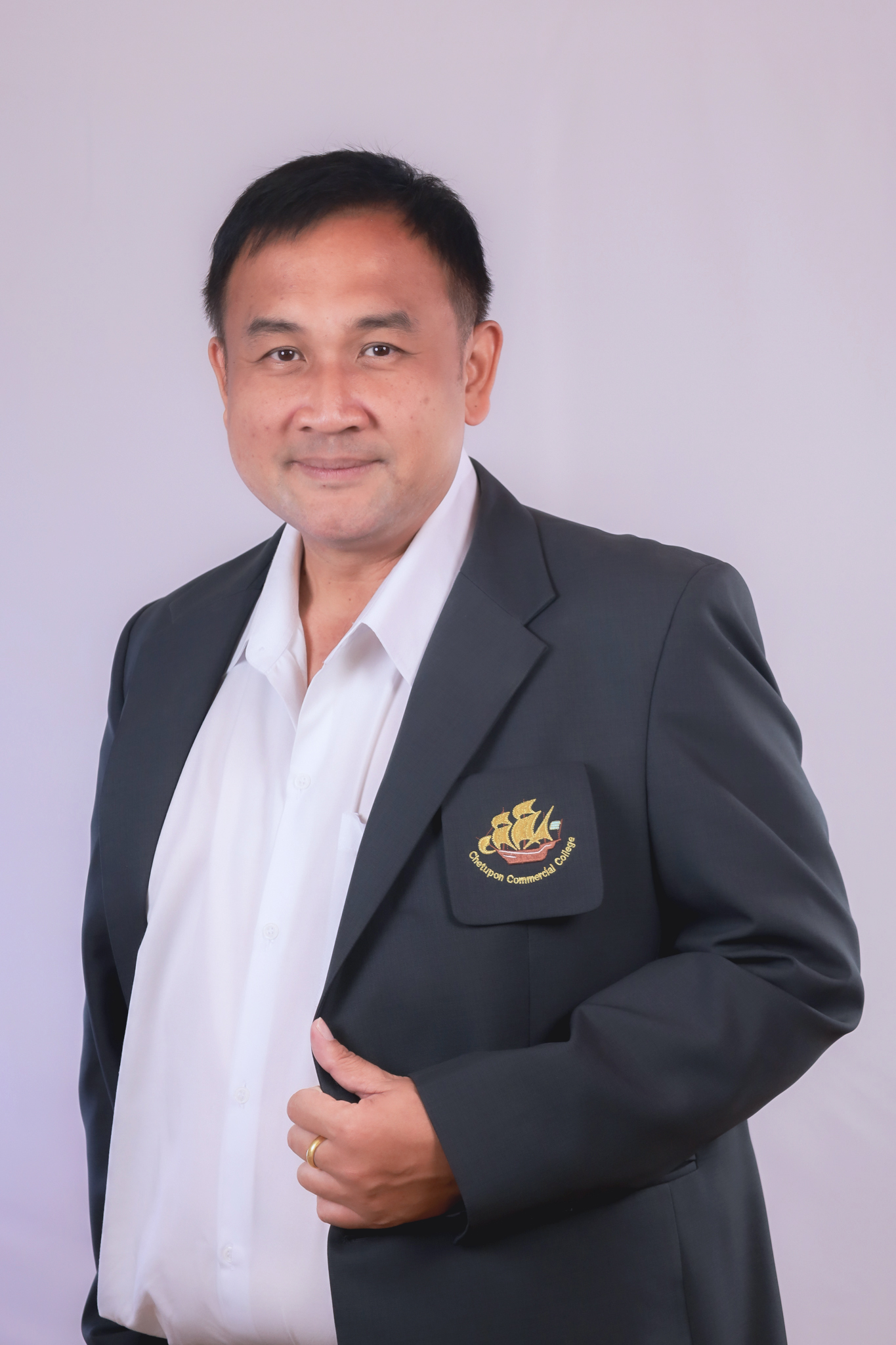 ว่าที่ร.ต.พศวีร์ ชลินธร