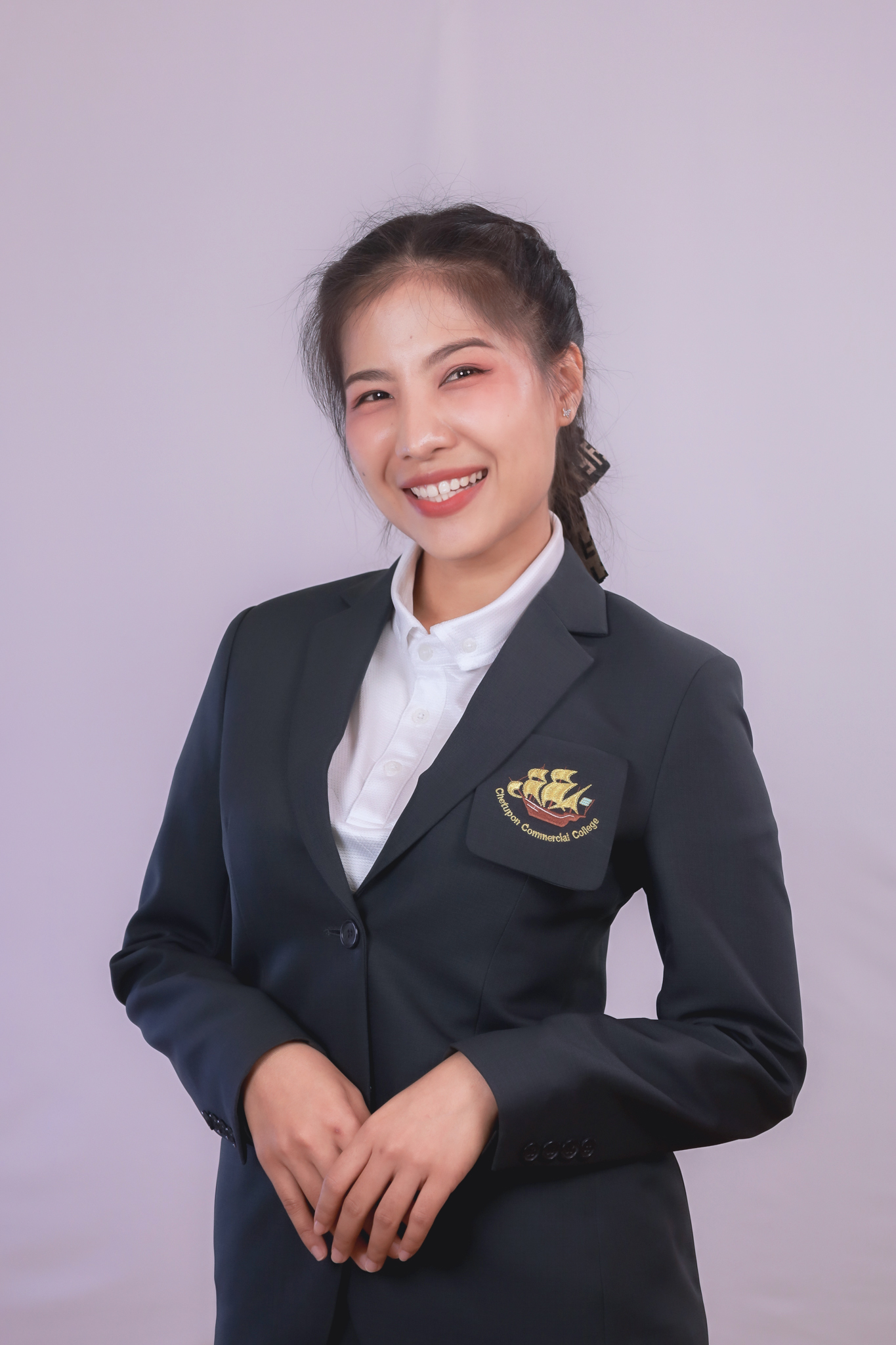 นางสาวสุดาพร พานแพน