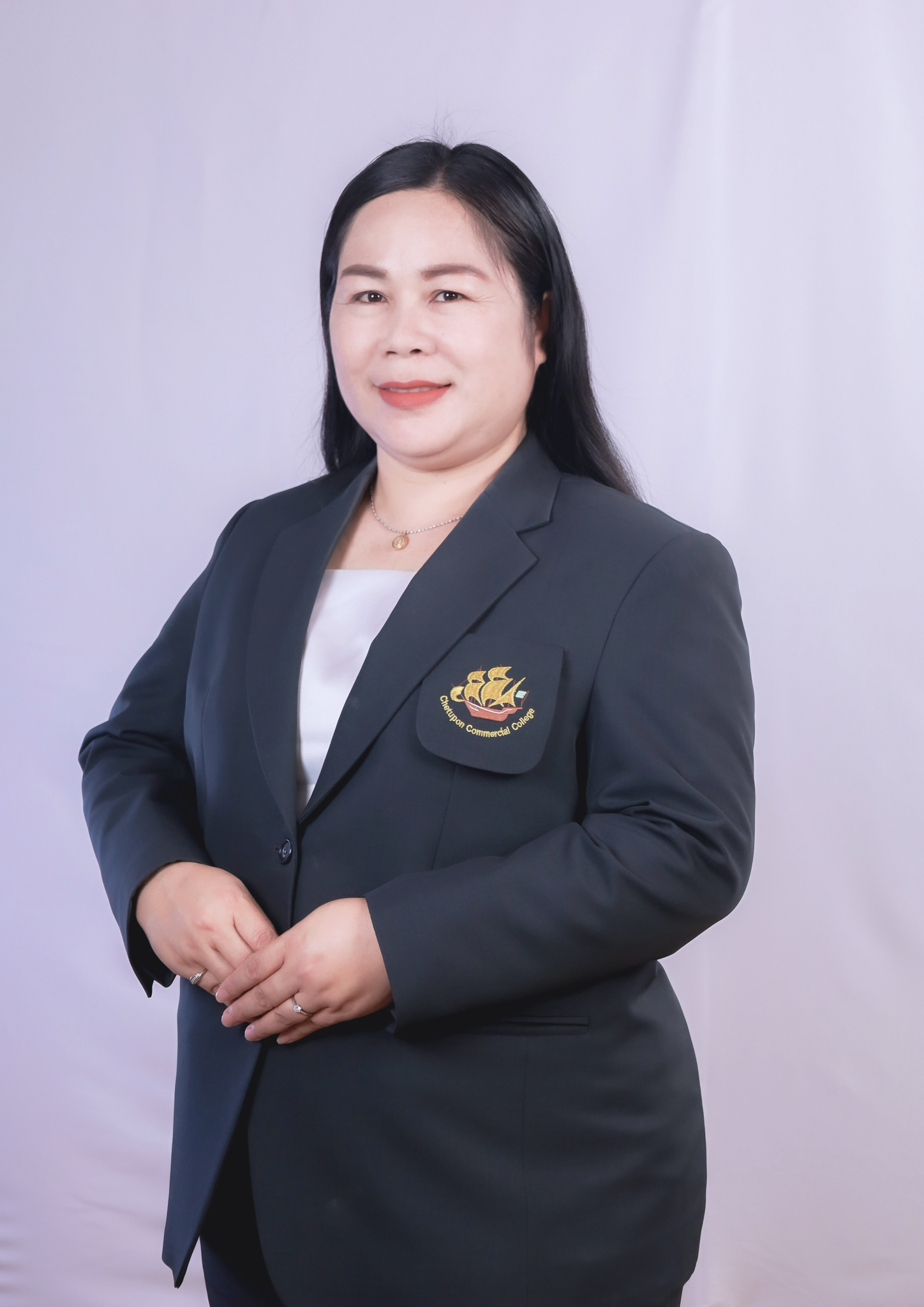 นางธนพร ศรีบ้านโพน